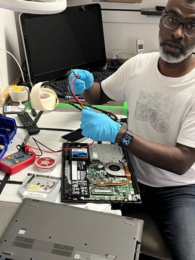 Elrayah Kodi, Owner and Lead Technician at Tech Gate Computers