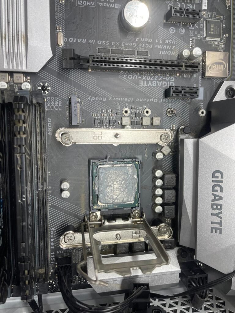 Computer maintenance at Tech Gate Computers